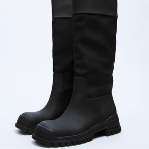 Zara Stylish Black Boots